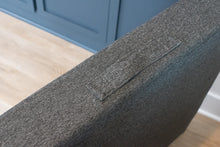 Load image into Gallery viewer, Velcro Base Pillow Pack
