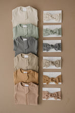 Load image into Gallery viewer, Mebie Baby Oatmeal Organic Cotton Ribbed Zipper Footed Onesie Pajamas