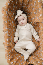 Load image into Gallery viewer, Mebie Baby Vanilla Organic Cotton Ribbed Zipper Footed Onesie Pajamas