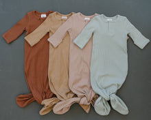 Load image into Gallery viewer, Mebie Baby Pale Pink Organic Cotton Ribbed Knot Gown