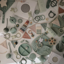 Load image into Gallery viewer, Mushie Organic Cotton Muslin Burp Cloth 2-Pack