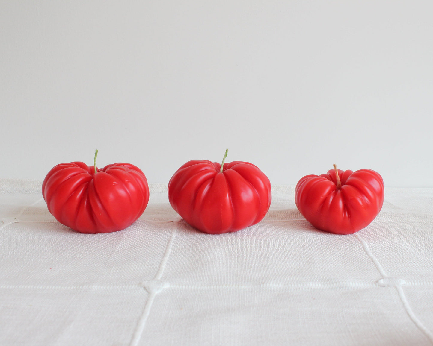 EXTRA LARGE HEART-SHAPED HEIRLOOM TOMATO BEESWAX CANDLE