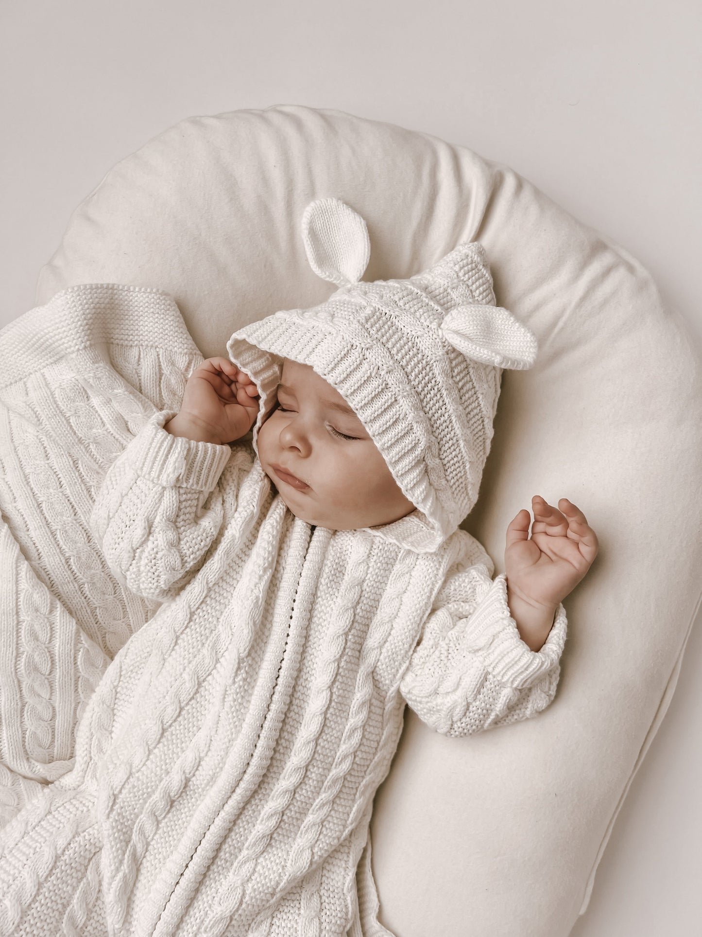 Luna + Luca Organic Cotton Baby Bear Knit Jumpsuit - White