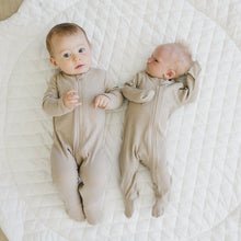 Load image into Gallery viewer, Mebie Baby Oatmeal Organic Cotton Ribbed Zipper Footed Onesie Pajamas