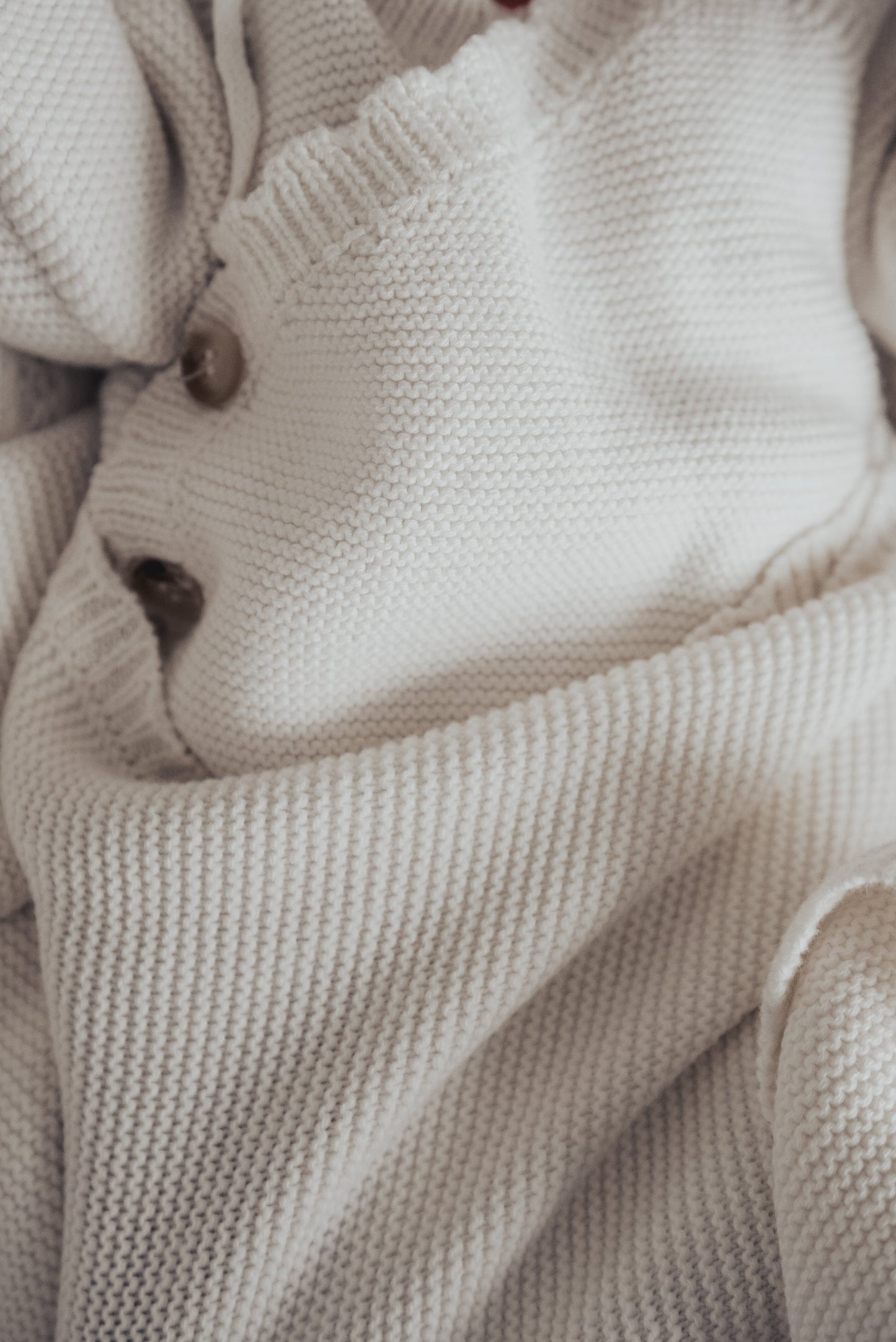 Luca + Luna Bring Me Home Organic Cotton Scallop Newborn Bundle - White