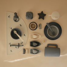 Load image into Gallery viewer, Classic Silicone Suction Plate