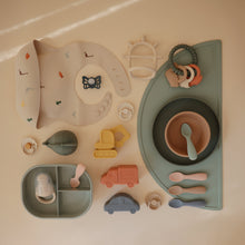 Load image into Gallery viewer, Classic Silicone Suction Plate