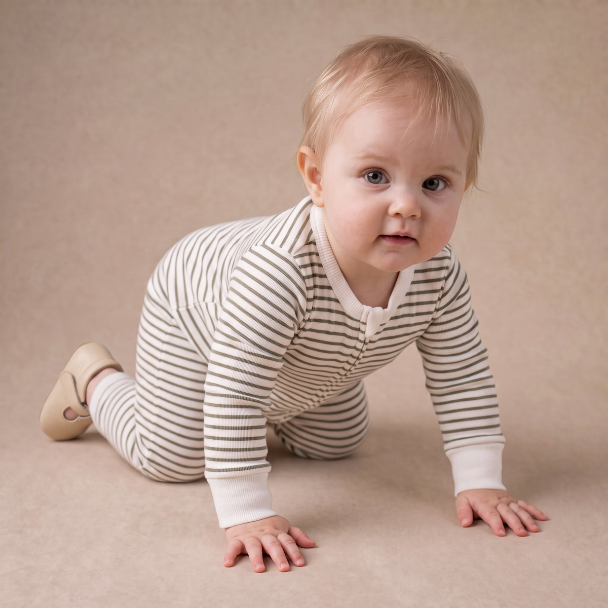Organic Cotton 2-Way Zip Romper with Convertible Footies & Mittens for Babies – Olive Stripes