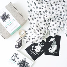 Load image into Gallery viewer, Wee Gallery Organic Eco-Friendly Newborn Baby Gift Set | Ocean