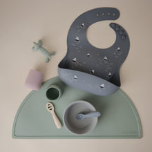 Load image into Gallery viewer, Silicone Suction Bowl