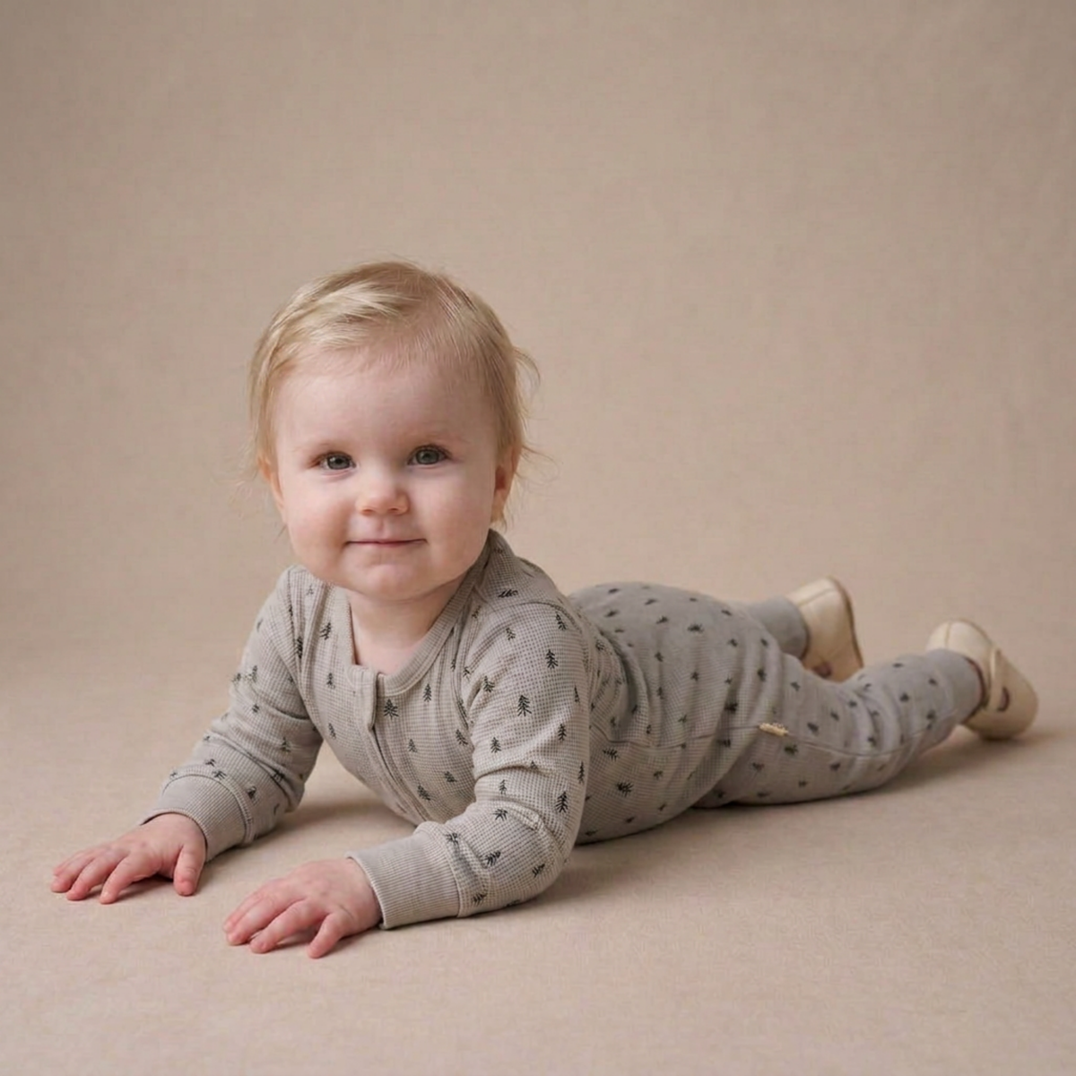 Organic Cotton 2-Way Zip Romper with Convertible Footies & Mittens for Babies – Tiny Pines