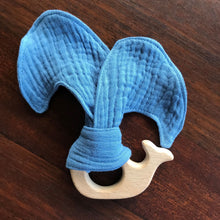 Load image into Gallery viewer, Wendy Anne Sustainable Non Toxic Baby Beech Wood Teether with Organic Cotton Fabric Tie