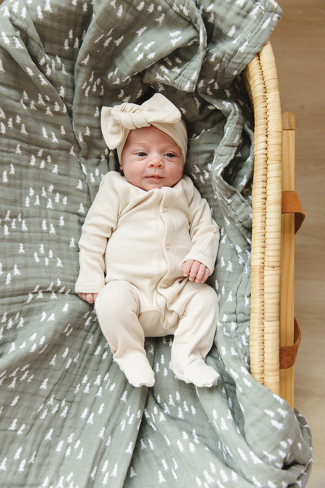 Mebie Baby Vanilla Organic Cotton Ribbed Snap Footed Pajamas (NB–18 Months)
