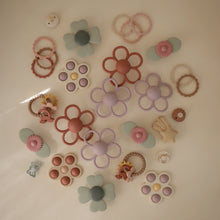 Load image into Gallery viewer, Daisy Rattle Teether
