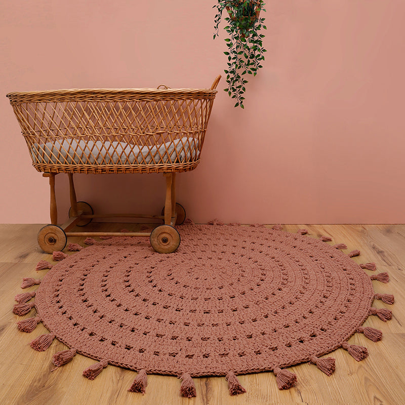 Nila Hand-Crocheted Round Cotton Rug with Pompoms – Cork