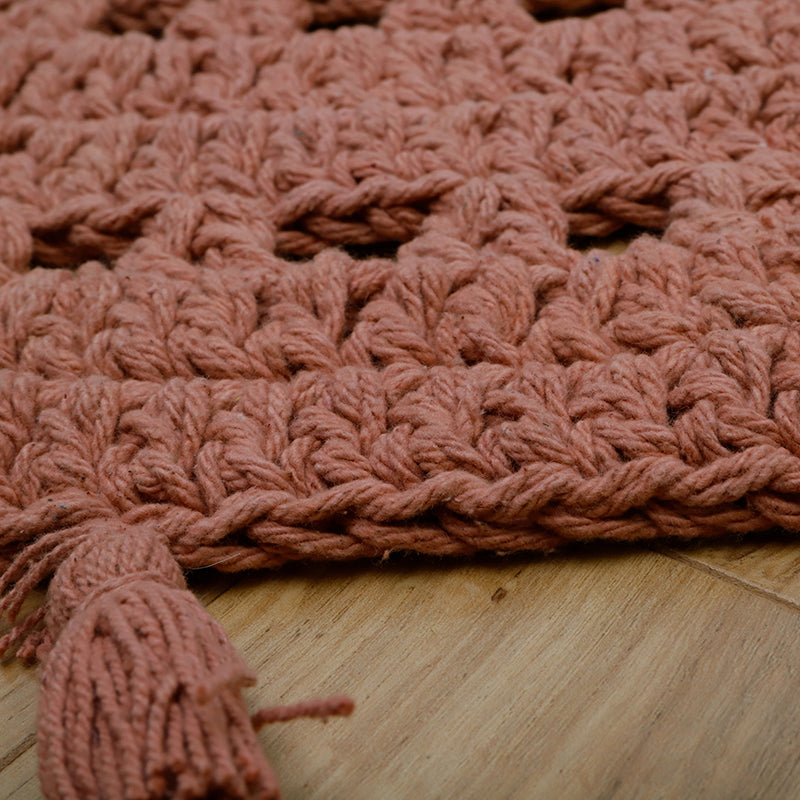 Nila Hand-Crocheted Round Cotton Rug with Pompoms – Cork