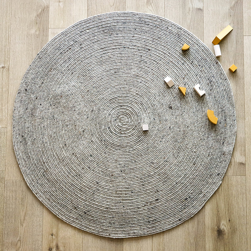 Neethu Round Felted Wool Rug – Grey, Small