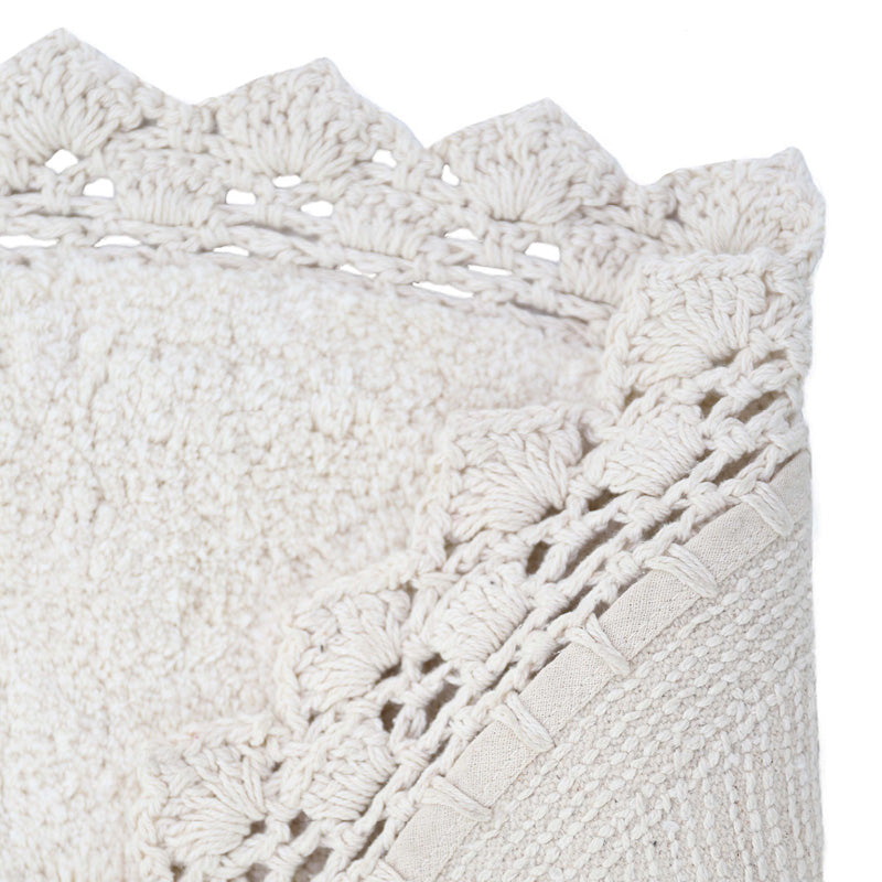 Perla Round Cotton Rug with Crochet Lace Edge – Ecru