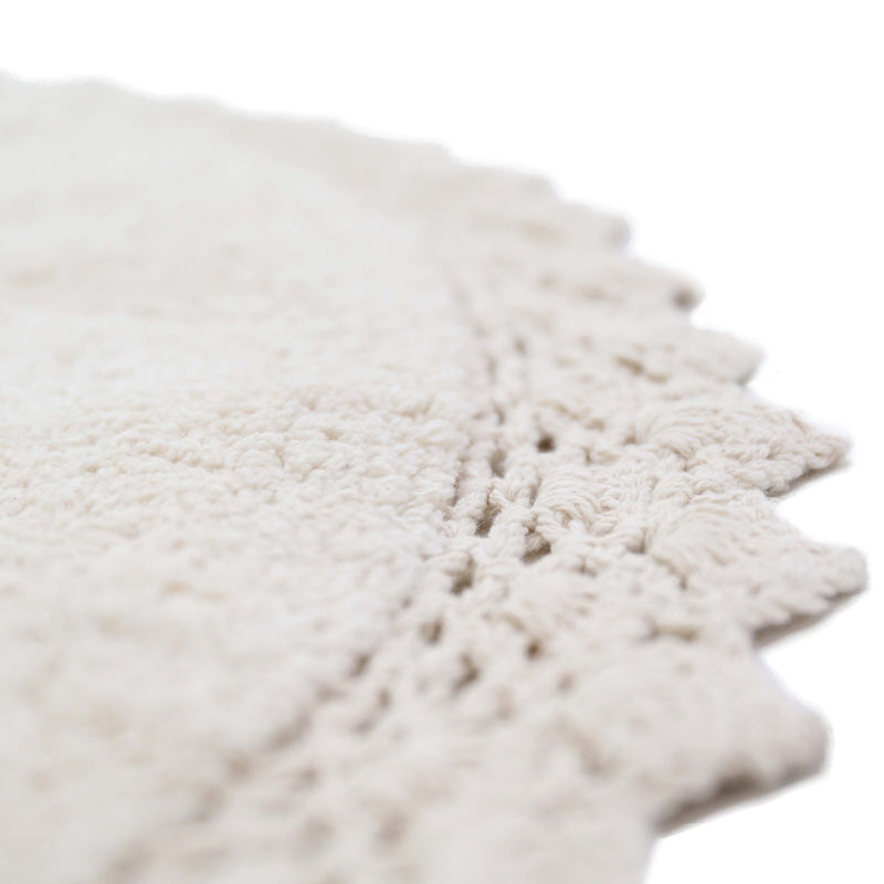 Perla Round Cotton Rug with Crochet Lace Edge – Ecru