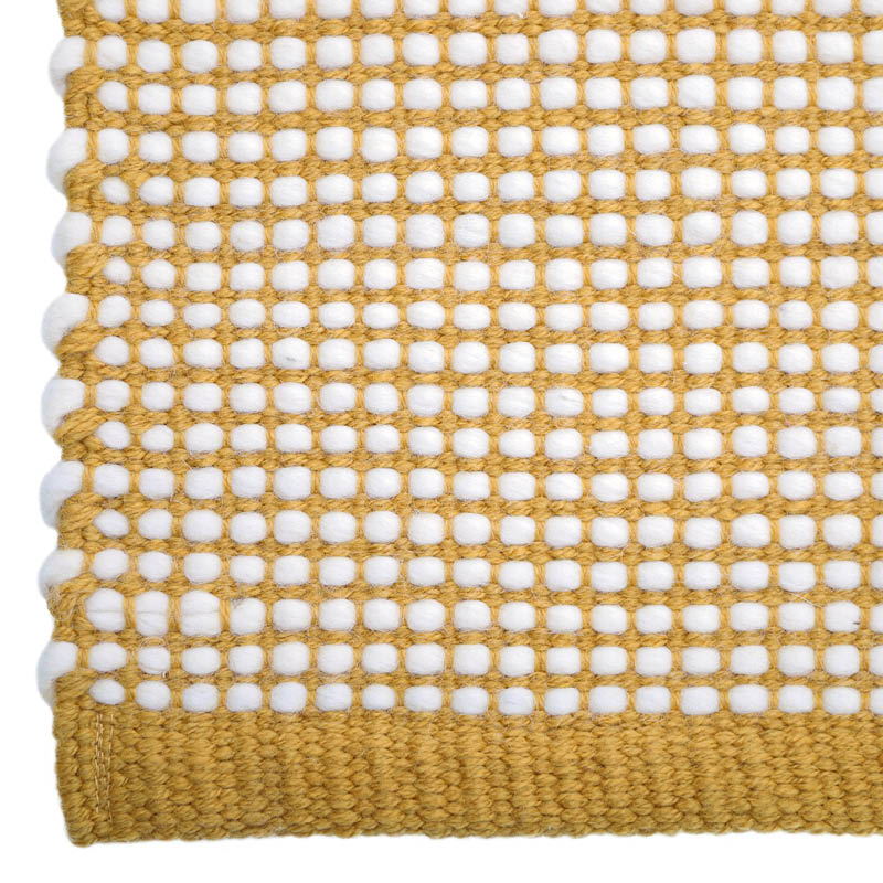 Bergen Contemporary Wool Rug – Mango, Medium