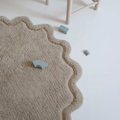 Sweet April Round Washable Cotton Kids' Rug – Linen