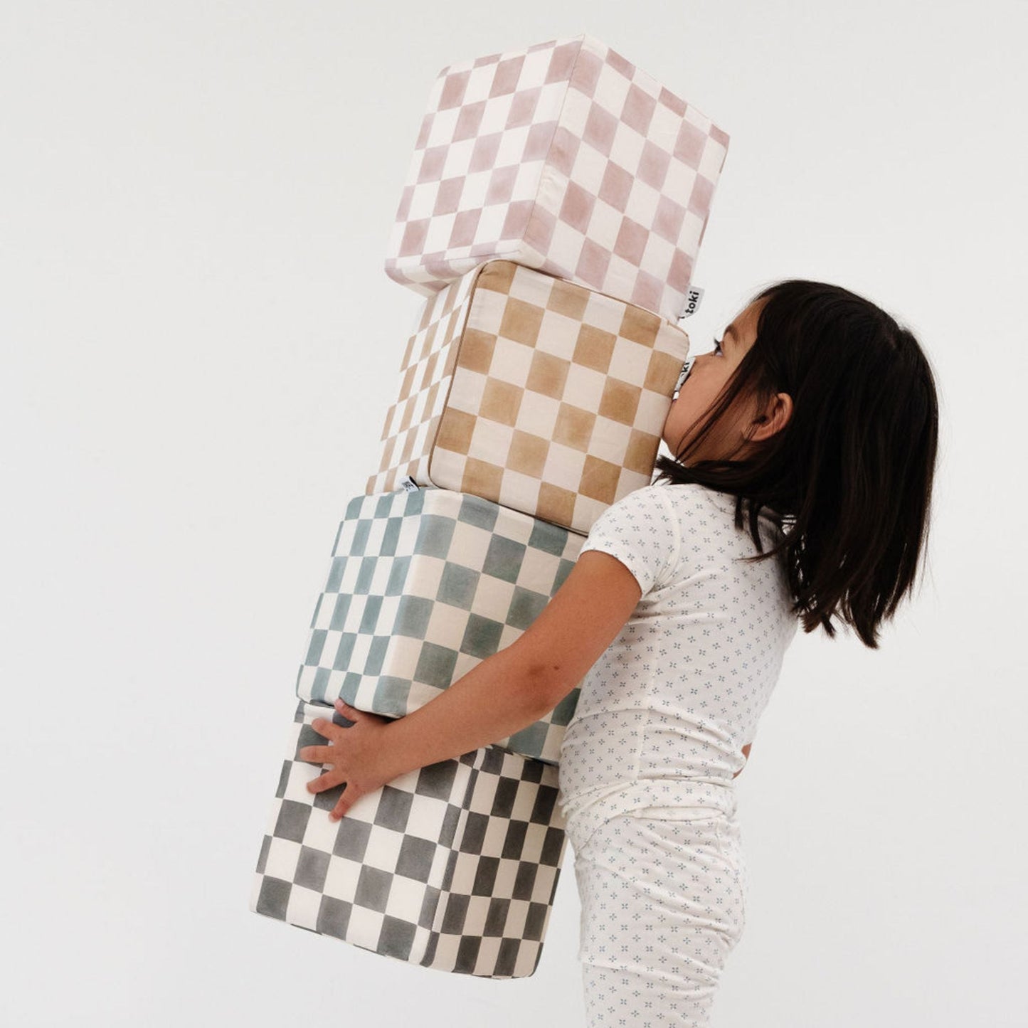 Checker Matcha Play Cube