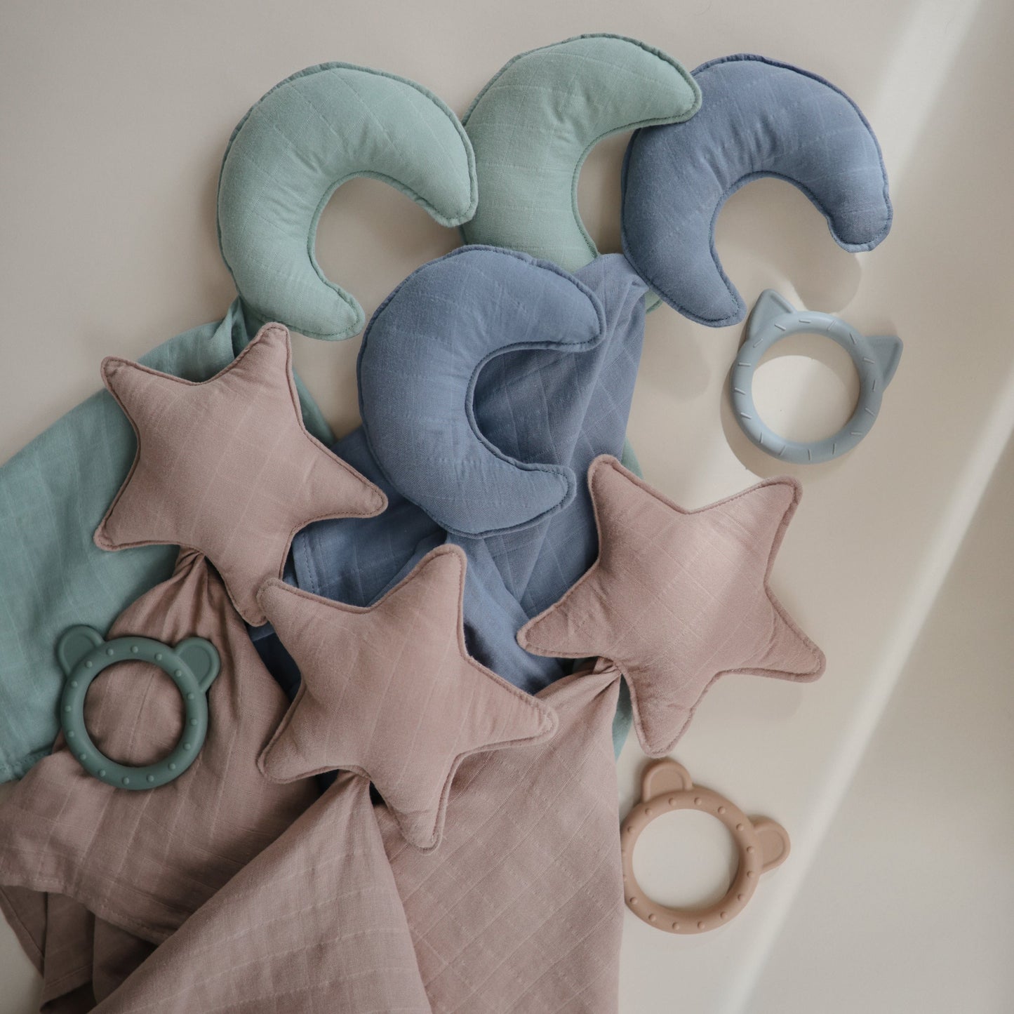 Mushie Organic Cotton Star Baby Lovey Security Blanket