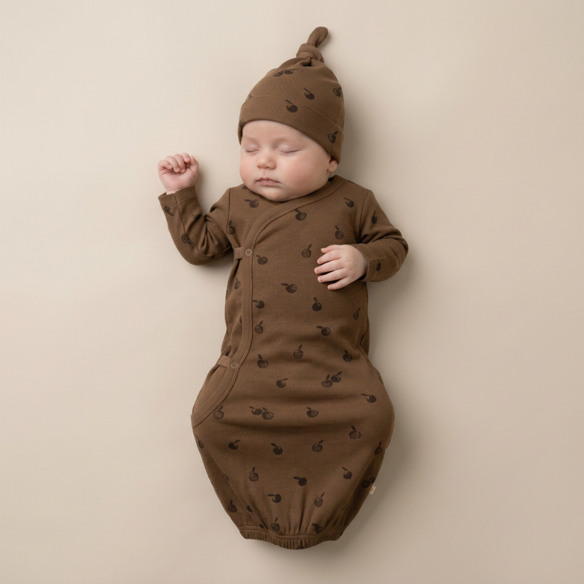 Organic Cotton Kimono Newborn Sleep Gown & Hat Set – Apple