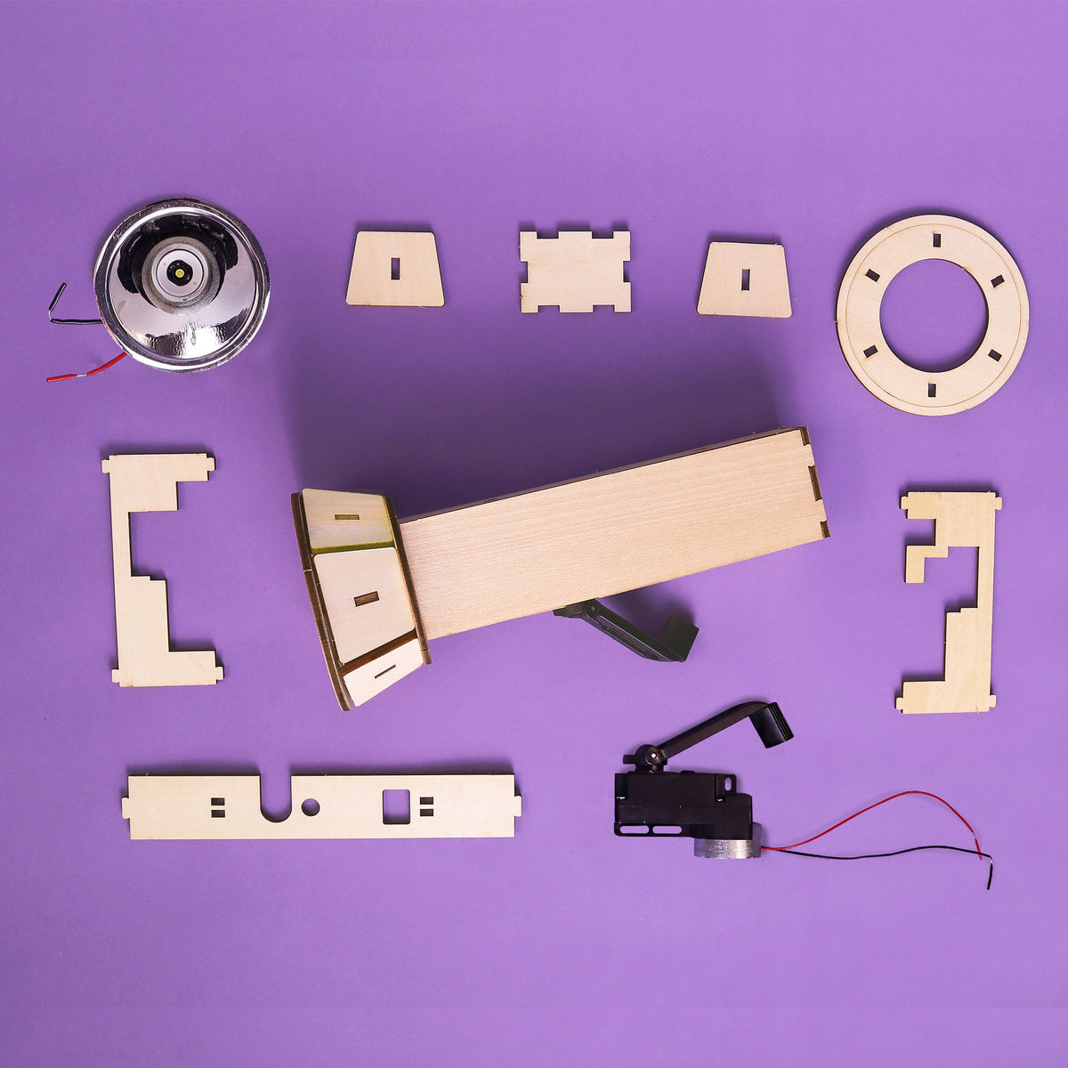 Kitsville Hand-Crank Flashlight DIY Kit – Wooden STEM Building Kit for Kids