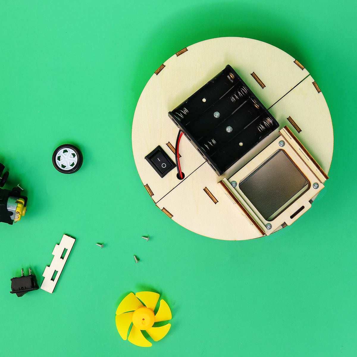 Kitsville Robot Vacuum DIY Kit – Wooden STEM Building Kit for Kids