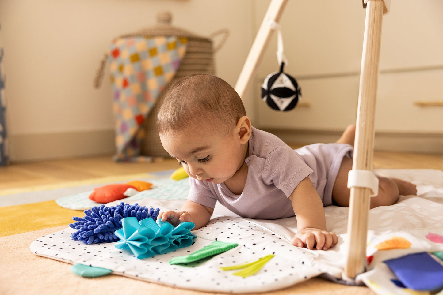 The Play Gym - Award-Winning Developmental Activity & Tummy Time Mat by Lovevery