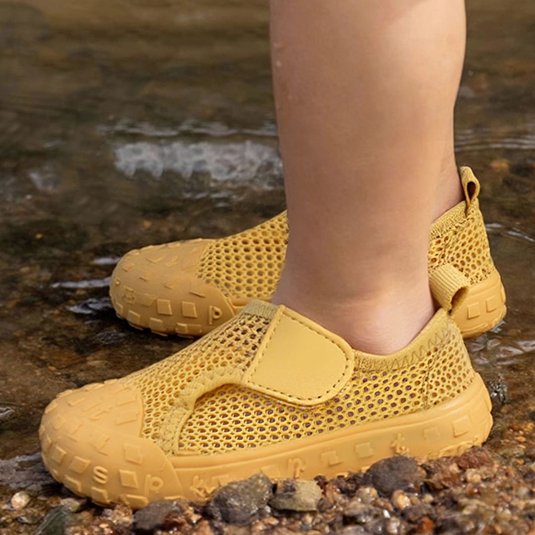 Cali Kids' Sneaker – Breathable Air Mesh, Recycled Leather