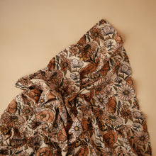 Load image into Gallery viewer, Mushie Organic Cotton Muslin Swaddle Blanket

