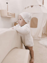 Load image into Gallery viewer, Luna + Luca Chunky Rib Organic Cotton Knit Long Sleeve Gender Neutral Romper - White
