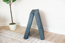 Load image into Gallery viewer, Velcro Base Pillow Pack
