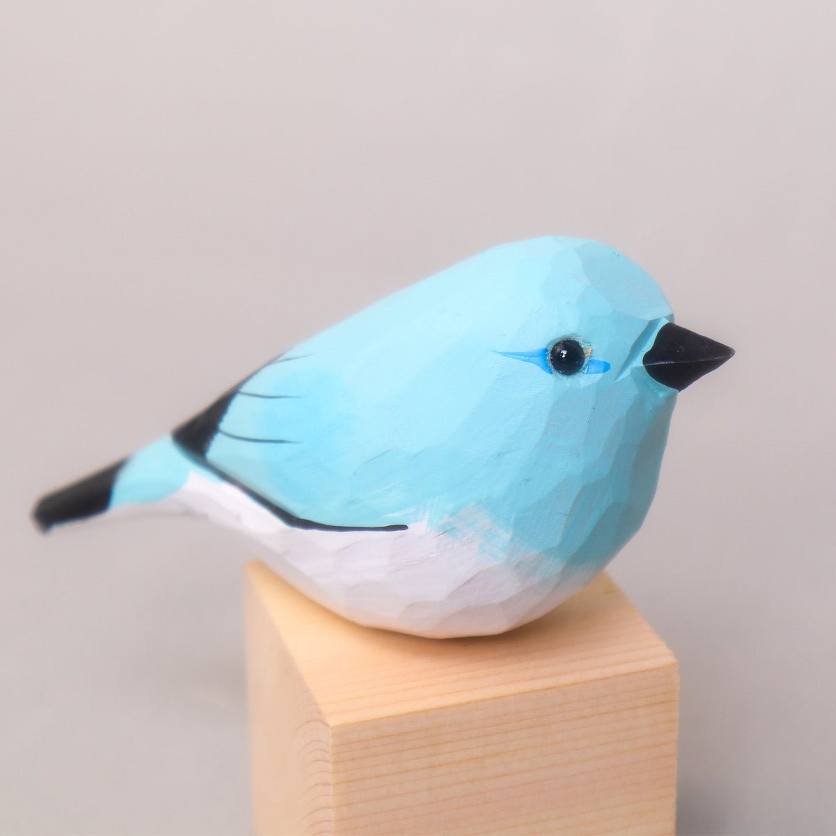 Kitsville Hand-Carved Wooden Bird Figurine – Blue