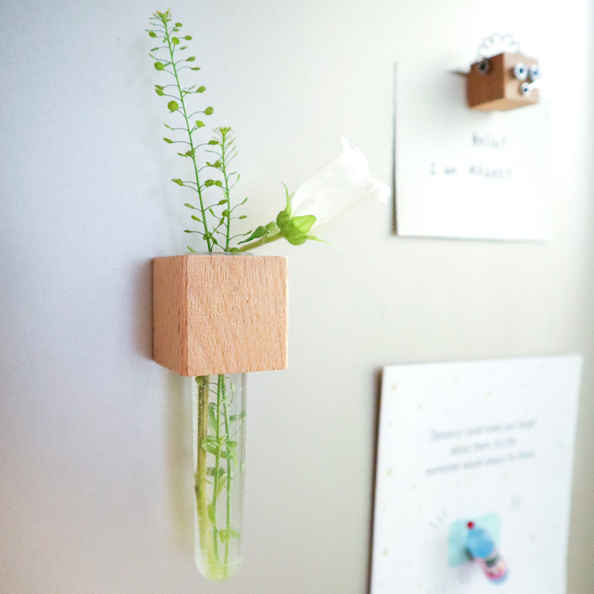 Kitsville Mini Vase Magnets – Beech & Walnut (Set of 2)
