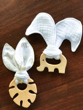 Load image into Gallery viewer, Wendy Anne Sustainable Non Toxic Baby Beech Wood Teether with Organic Cotton Fabric Tie
