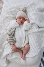 Load image into Gallery viewer, Luna + Luca Chunky Rib Organic Cotton Knit Long Sleeve Gender Neutral Romper - White
