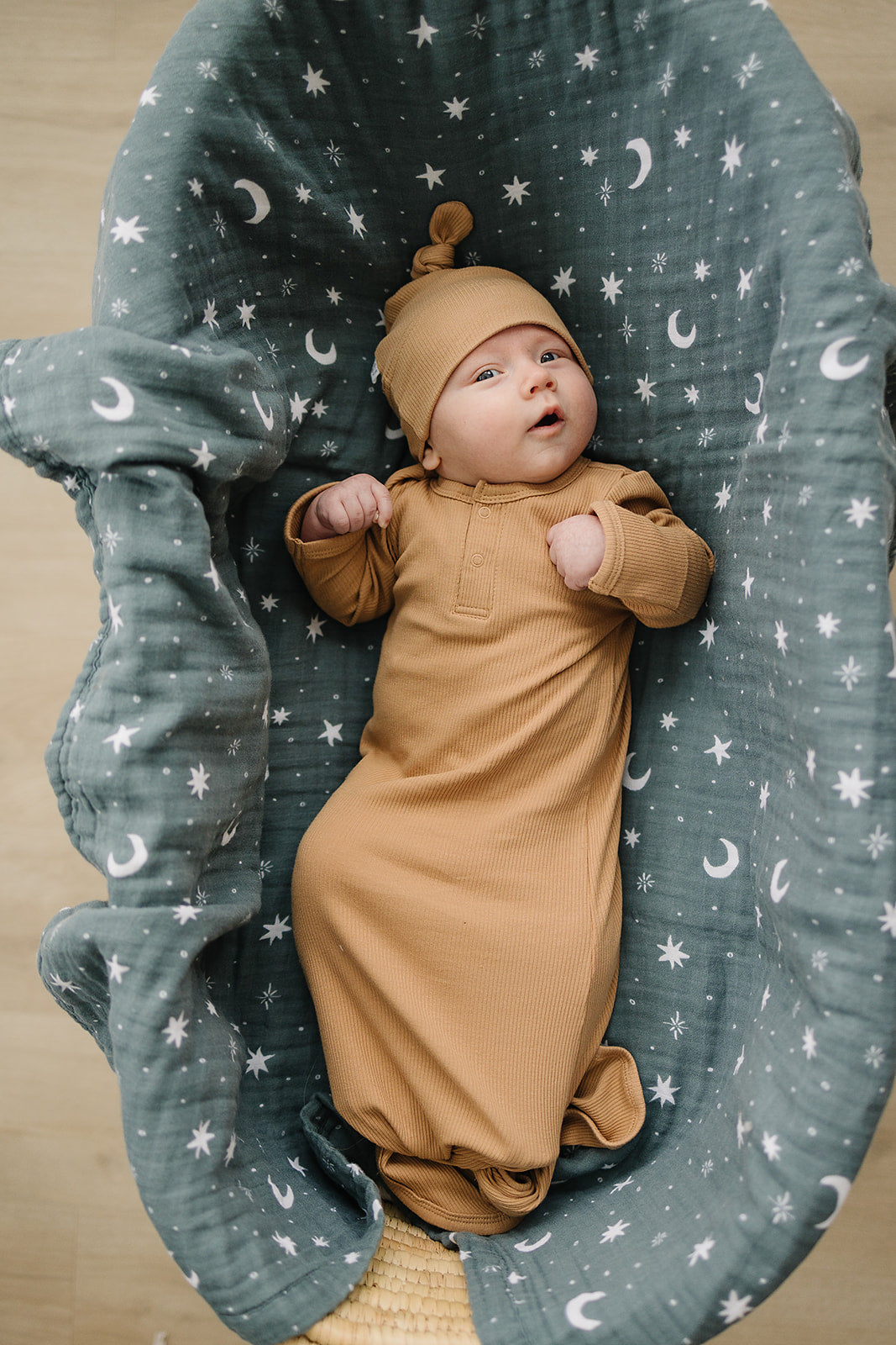 Mebie Baby Organic Cotton Ribbed Knot Gown | Cafe
