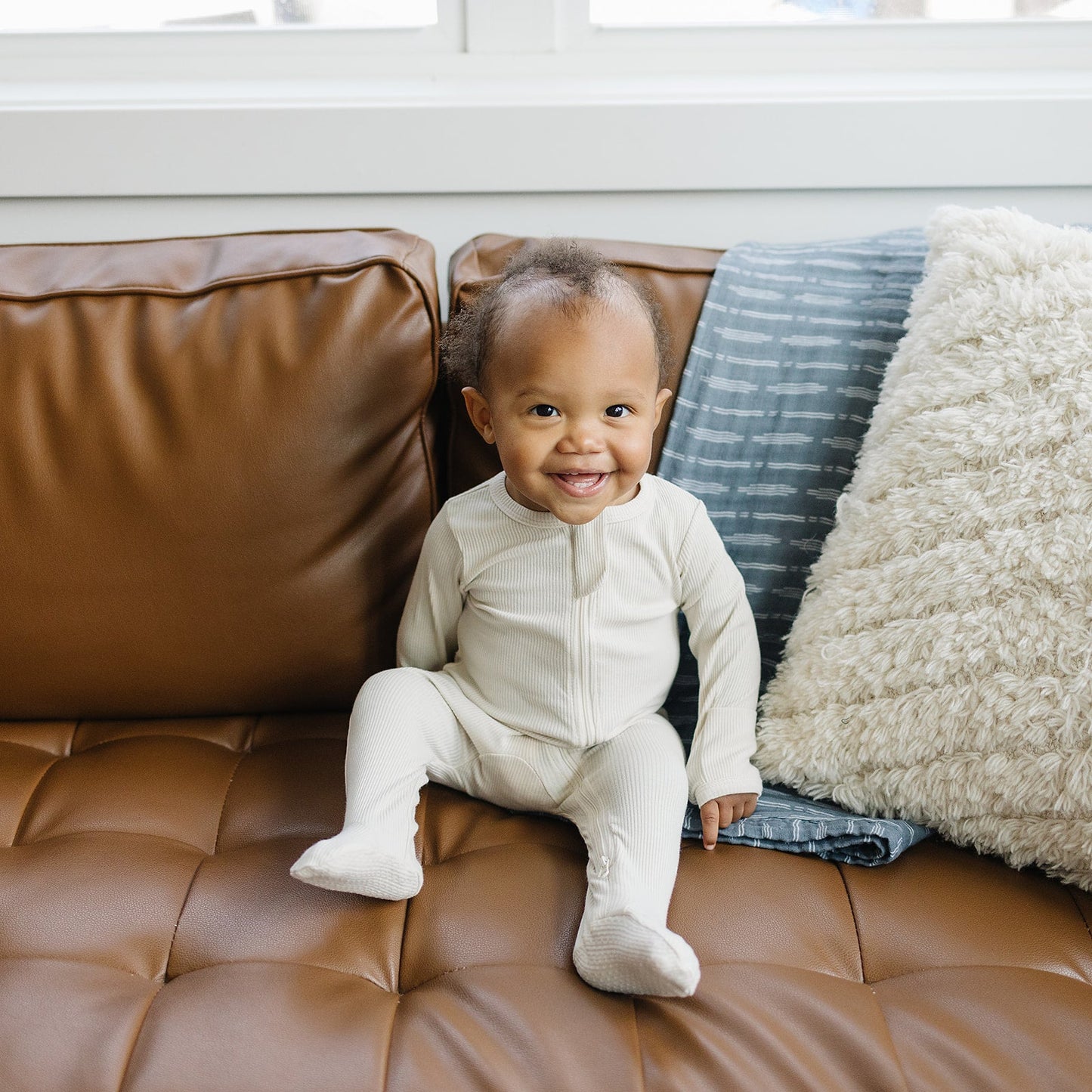 Mebie Baby Vanilla Organic Cotton Ribbed Zipper Footed Onesie Pajamas