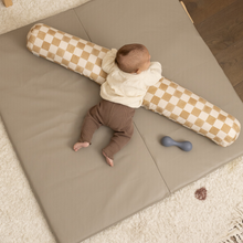 Load image into Gallery viewer, Checker Toffee Support Pillow

