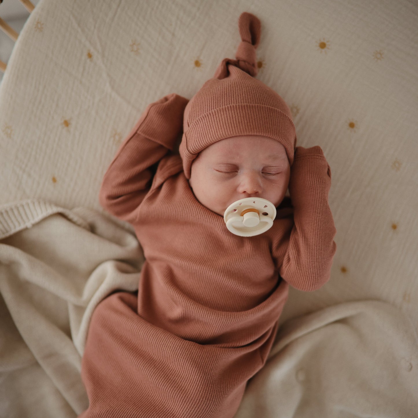 Mushie Organic Cotton Ribbed Baby Beanie