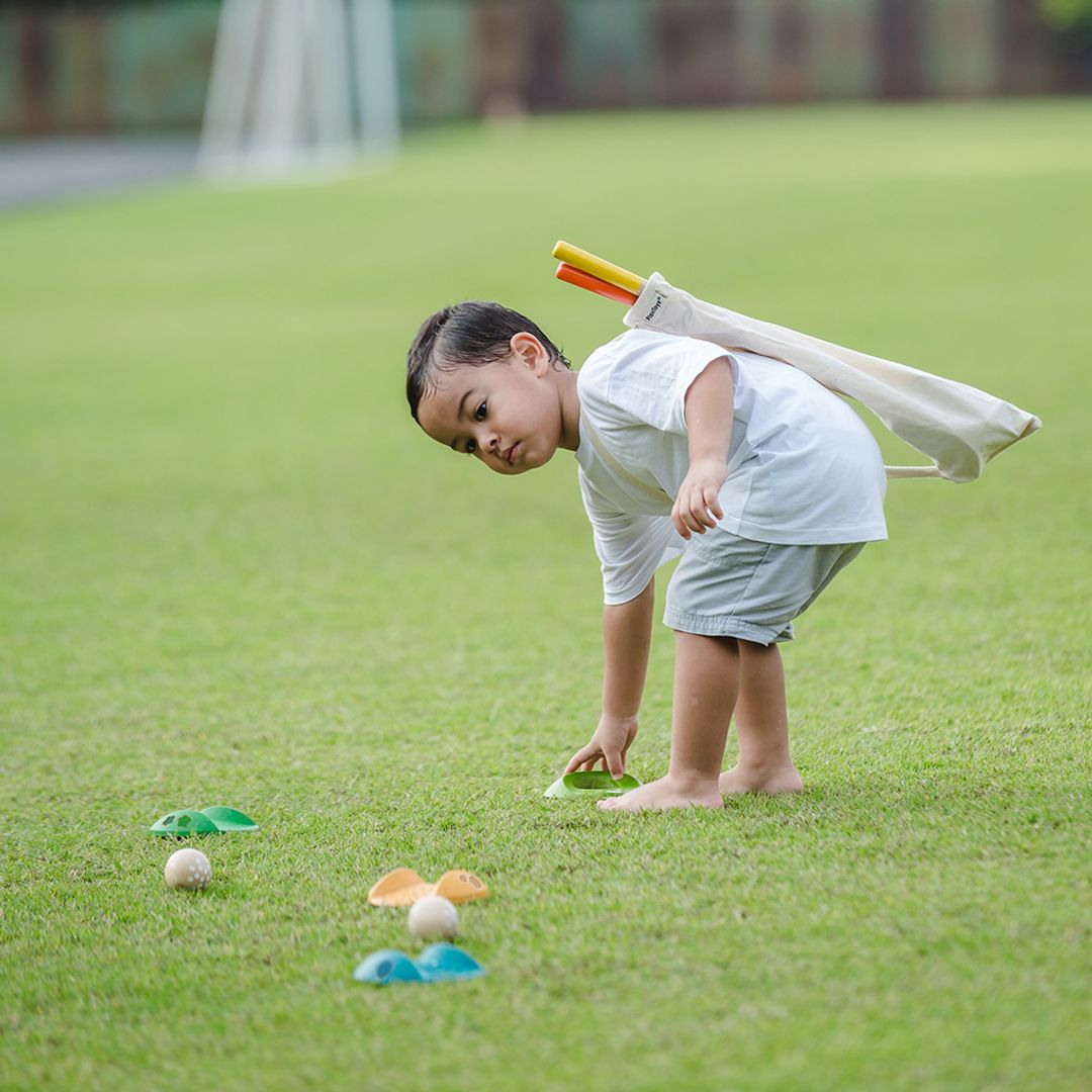 PlanToys Sustainable Mini Golf Yard Game - Full Set