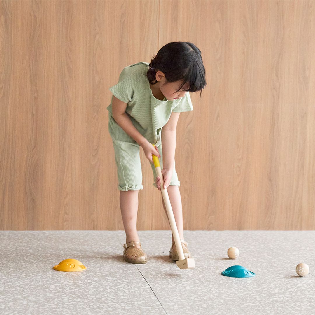 PlanToys Sustainable Mini Golf Yard Game - Full Set