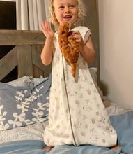 Load image into Gallery viewer, Silk &amp; Merino Sleep Sack - pale sand
