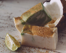 Load image into Gallery viewer, Lime in de Coconut Organic Handmade Soap
