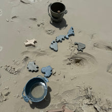 Load image into Gallery viewer, Dominic’s Dinos Silicone Beach Toy Set
