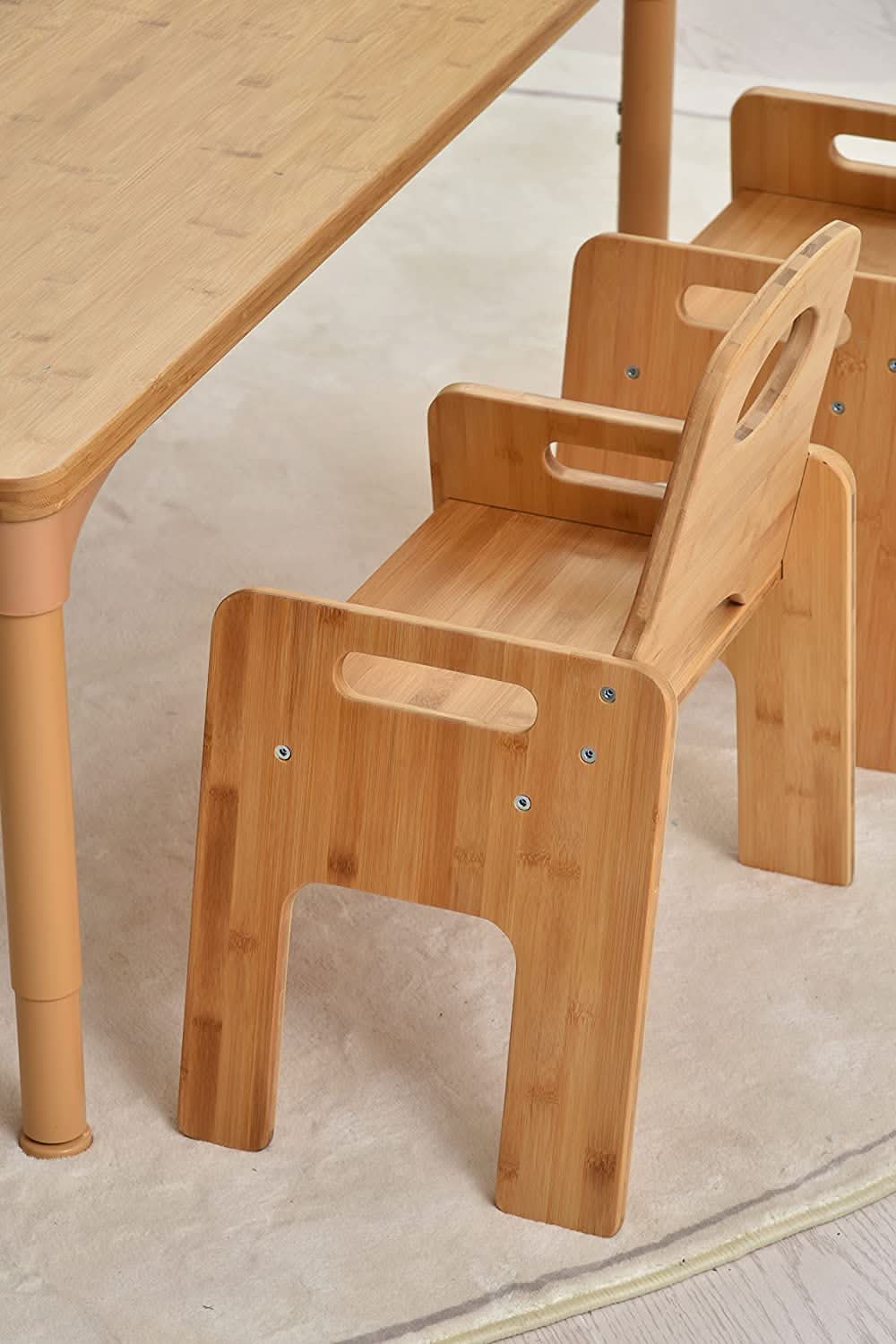 Avenlur Adrian - Sustainable Bamboo Toddler Table and Chair 5 Piece Set