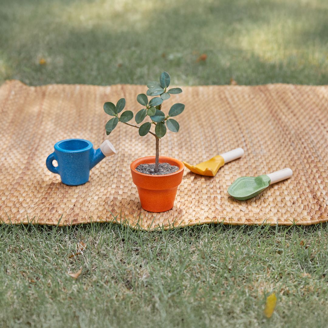 PlanToys Sustainable Non-Toxic Kids' Gardening Set